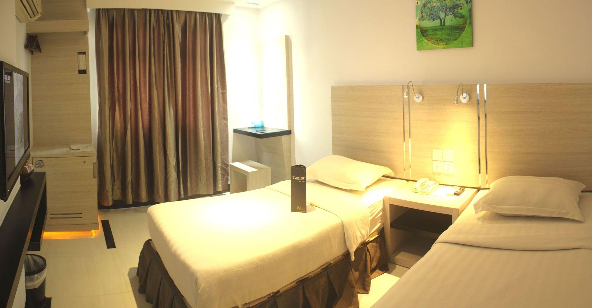89 Hotel Batam Exteriör bild