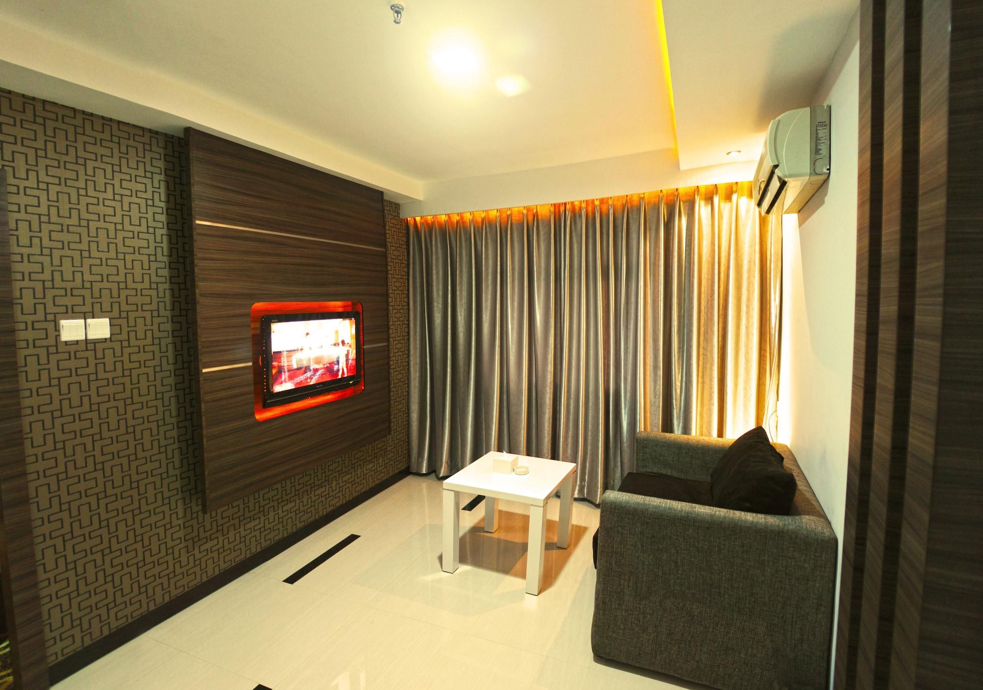 89 Hotel Batam Exteriör bild