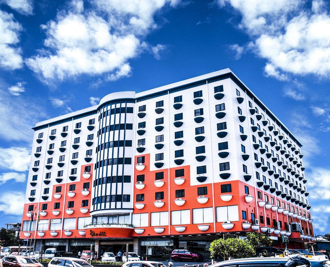 89 Hotel Batam Exteriör bild